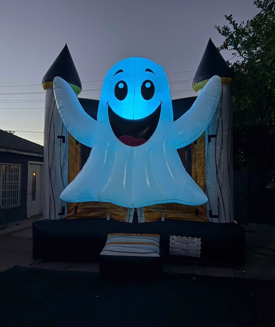 Glowing Ghost Bounce House - Image 2