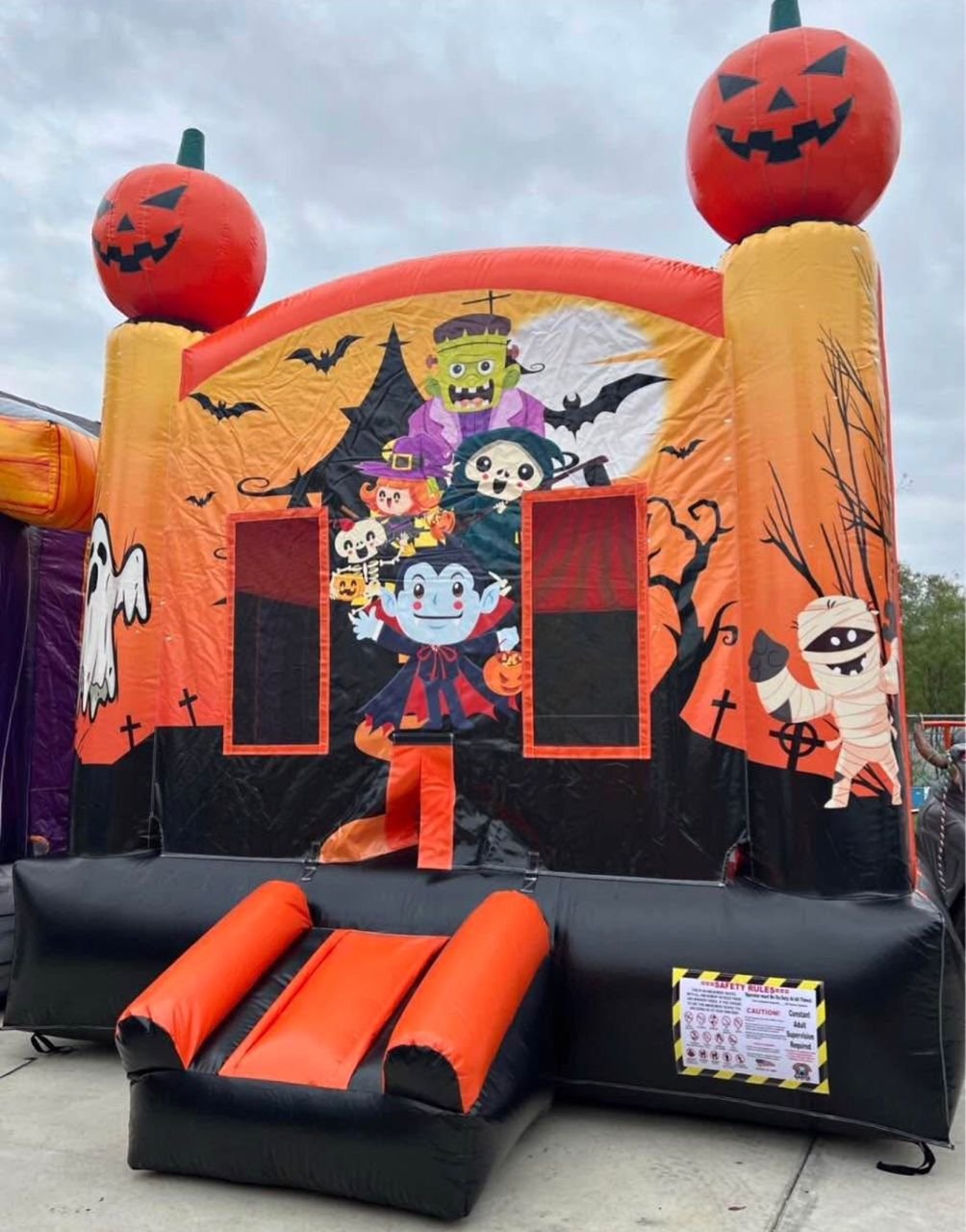 🧛Pumpkin Patch Party Bounce